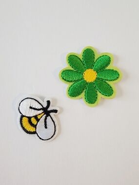 Green Flower and Yellow Bee Embroidered Patches